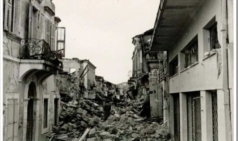 Σαν σήμερα αλλεπάλληλοι σεισμοί ισοπέδωσαν Ζάκυνθο, Κεφαλονιά και Ιθάκη (βίντεο)